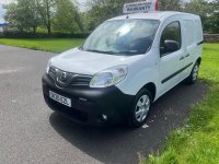 NISSAN NV250