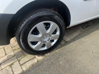 NISSAN NV250
