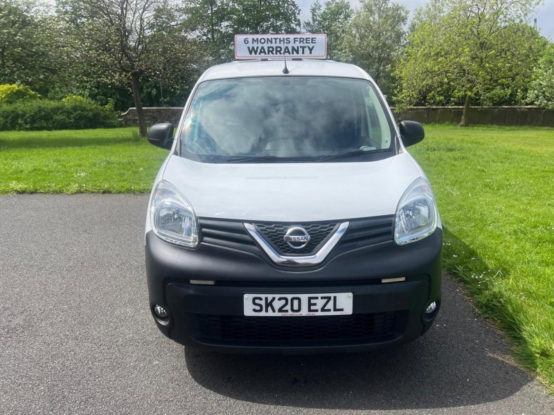 NISSAN NV250
