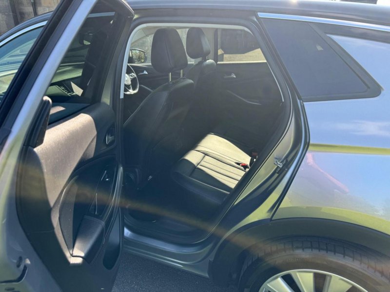 VAUXHALL GRANDLAND X