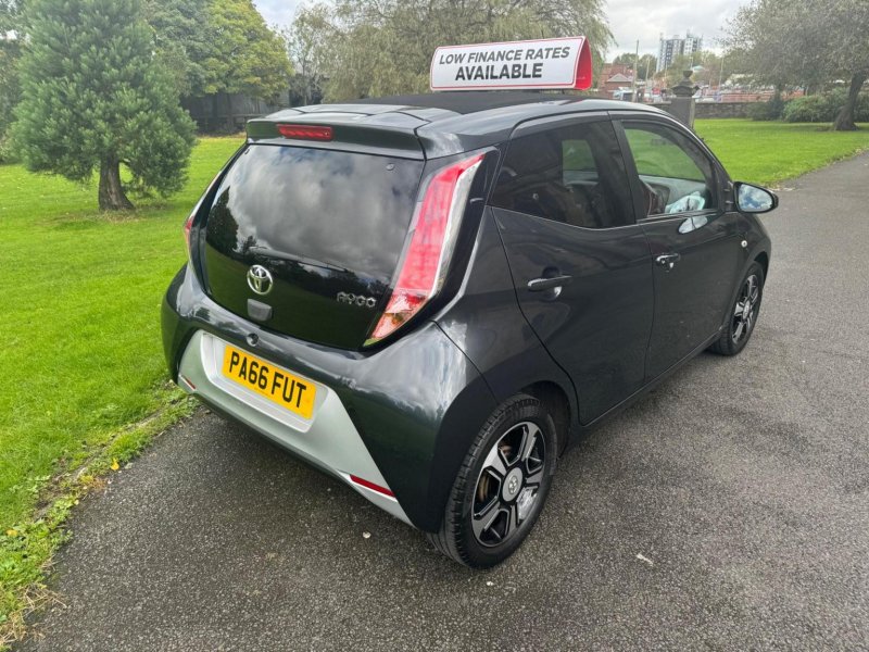 TOYOTA AYGO