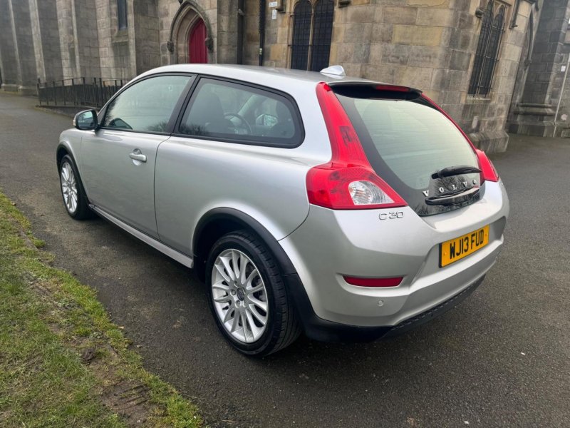 VOLVO C30