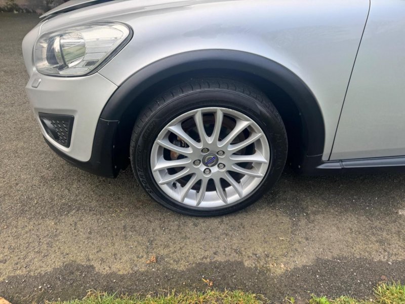 VOLVO C30