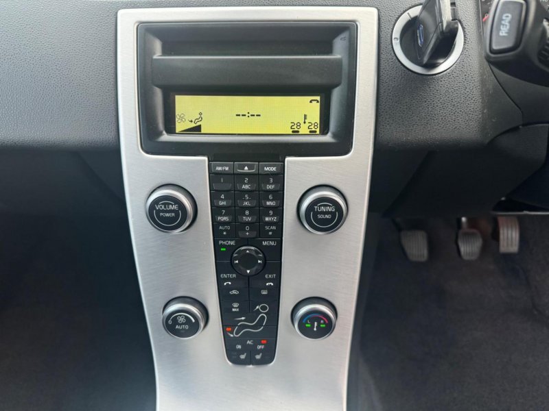 VOLVO C30