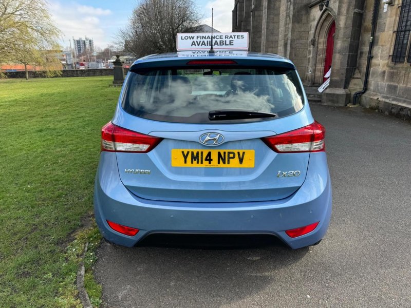 HYUNDAI IX20