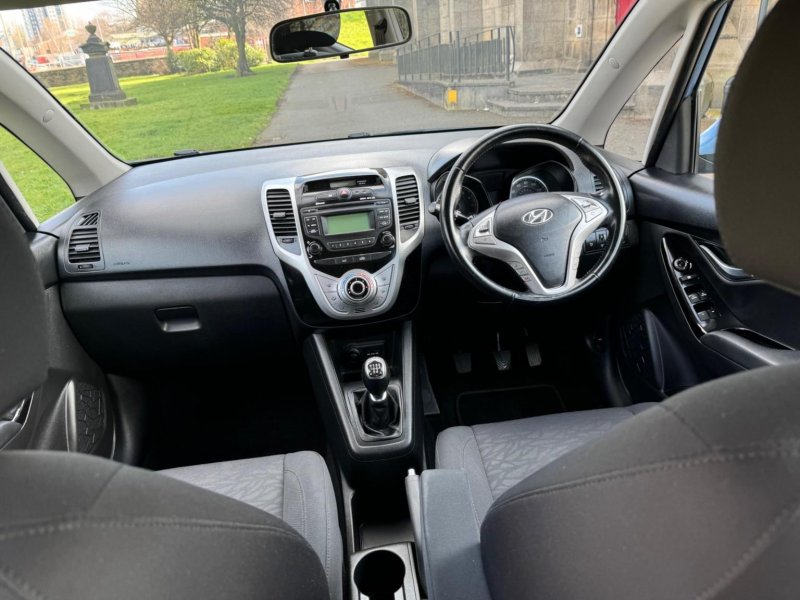 HYUNDAI IX20